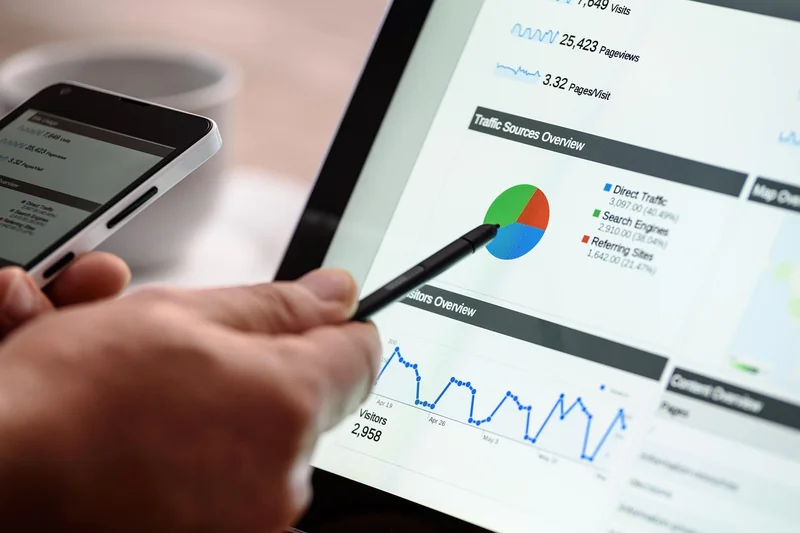 Analyser la concurrence pour trouver des angles gagnants
